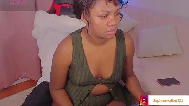 Snapshot of Daphnewalker__ chatting on March 2026 11:47:02 AM Daphnewalker online show from March 2026 11:47:02 AM