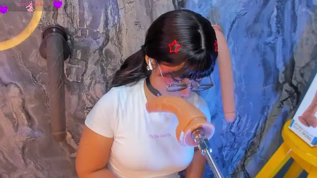 linda sofi   online show from March 2026 08:41:01 PM