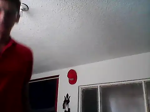 Luiyi1997 online show from February 2025 03:32:01 PM