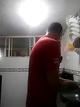 Luiyi1997 online show from February 2025 07:28:02 PM