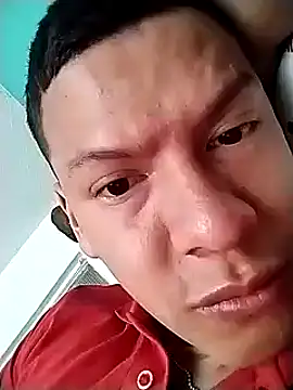 Luiyi1997 online show from February 2025 05:37:01 PM