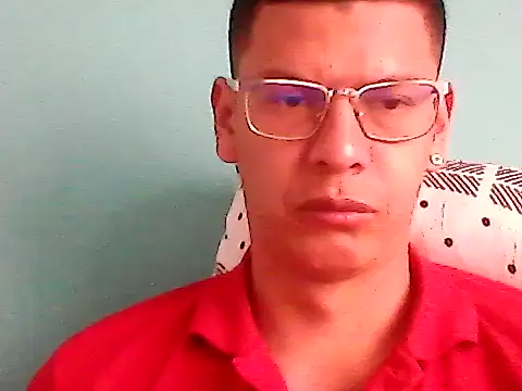 Luiyi1997 online show from February 2025 09:27:02 PM