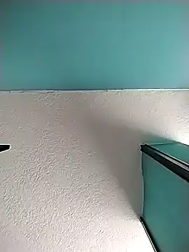 Luiyi1997 online show from February 2025 04:26:01 PM