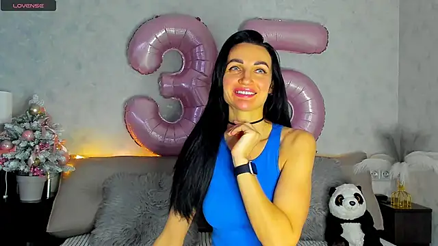 Tina Mart online show from December 2025 12:14:02 PM