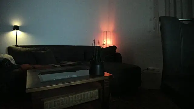 Snapshot of molicaremolicare chatting on October 2025 04:51:02 AM molicaremolicare online show from October 2025 04:51:02 AM