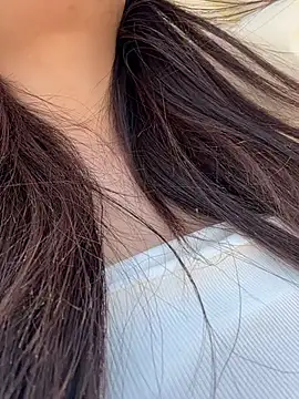 Snapshot of jinj-a chatting on March 2025 12:23:02 PM jinj-a online show from March 2025 12:23:02 PM