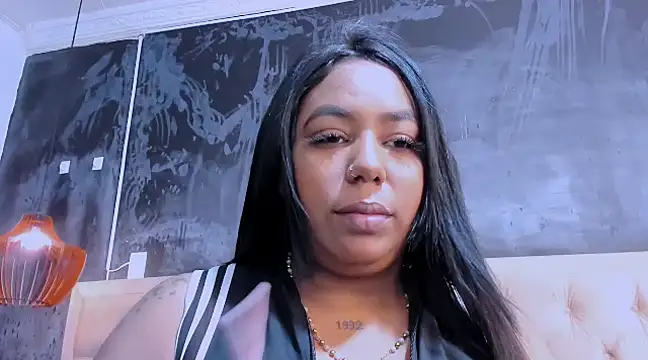 emma purple  online show from March 2025 06:29:01 PM