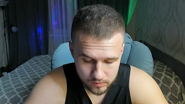 Snapshot of Vladik_b chatting on March 2025 07:26:02 PM Vladik b online show from March 2025 07:26:02 PM