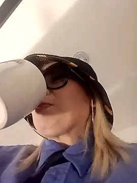 Snapshot of CandieGilson__ chatting on February 2026 11:37:02 AM CandieGilson online show from February 2026 11:37:02 AM