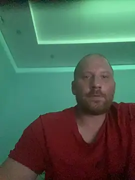 Krzysiekg123 online show from October 2025 05:35:01 PM