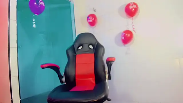 katha Crawford online show from February 2025 01:42:01 AM