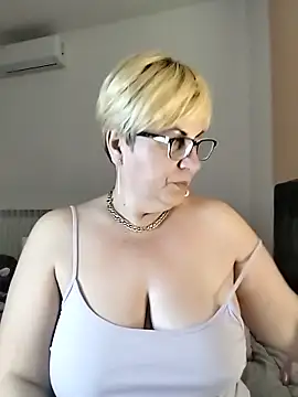 Snapshot of Pumabionda chatting on February 2026 03:22:02 AM Pumabionda online show from February 2026 03:22:02 AM