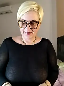 Snapshot of Pumabionda chatting on March 2026 05:31:02 PM Pumabionda online show from March 2026 05:31:02 PM