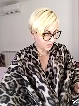 Pumabionda online show from March 2026 03:25:01 AM