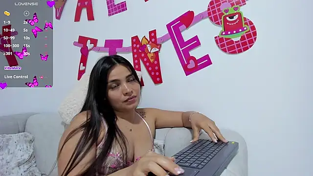 sarita bigbooty  online show from February 2025 01:14:02 AM