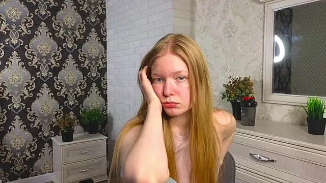 TheaGrayer online show from February 2025 11:13:01 AM