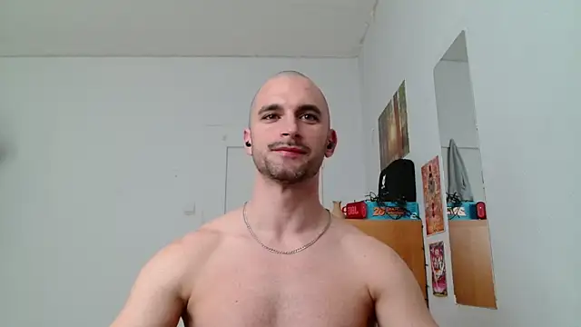 Snapshot of OskarBreno chatting on May 2026 02:45:01 PM OskarBreno online show from May 2026 02:45:01 PM