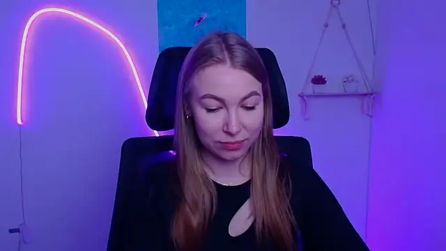 Dana flowers online show from December 2025 06:33:02 AM