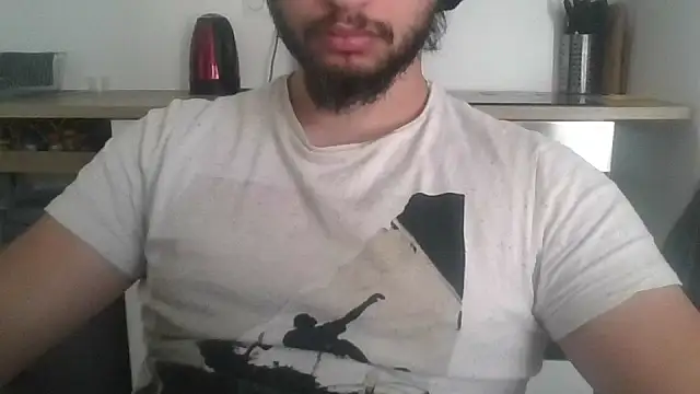 Snapshot of nxnd3525 chatting on December 2025 01:05:02 PM nxnd3525 online show from December 2025 01:05:02 PM