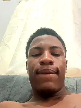 Snapshot of Bichorro chatting on October 2025 12:57:02 PM Bichorro online show from October 2025 12:57:02 PM