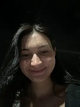 lunalovelee online show from October 2025 02:16:01 PM