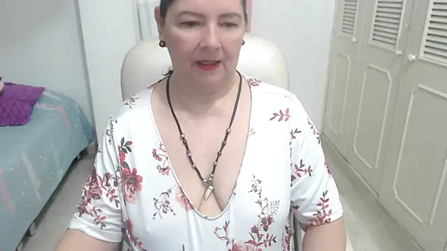 Snapshot of leonela_69 chatting on July 2026 11:43:01 PM leonela 69 online show from July 2026 11:43:01 PM