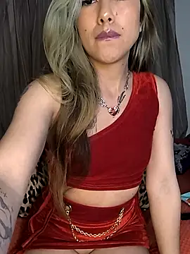 Tiff Doll online show from November 2025 07:56:01 PM