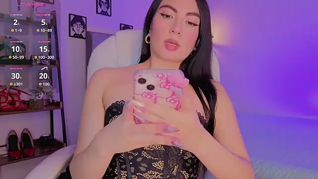 Miller Vanessa  online show from November 2025 08:41:02 PM