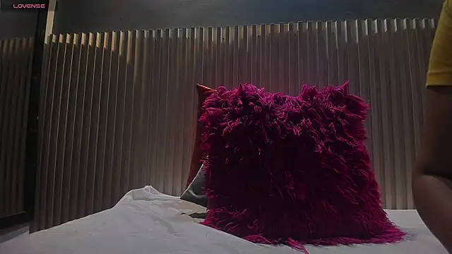 Aida-nicolle online show from March 2025 10:00:02 AM