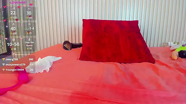 Aida-nicolle online show from March 2025 01:07:02 PM