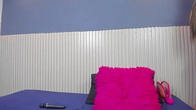 Aida-nicolle online show from September 2025 10:04:02 AM