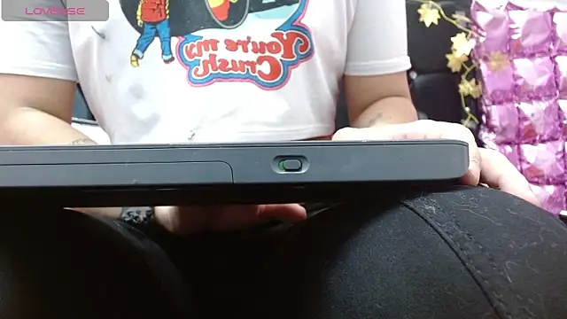 poisondost hot online show from October 2025 02:18:02 PM