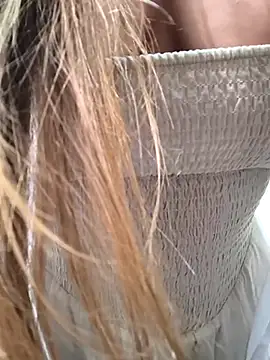 Mona Plus online show from February 2025 12:00:02 PM