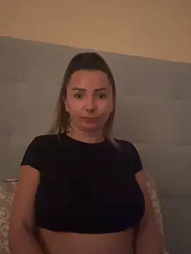 Sexilexiuk online show from February 2025 08:45:01 PM