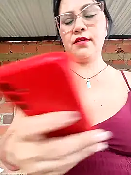 promiscuous-indecent-momm online show from April 2026 07:20:02 PM