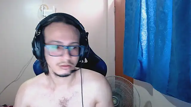 cholitohermoso online show from March 2025 04:25:01 PM