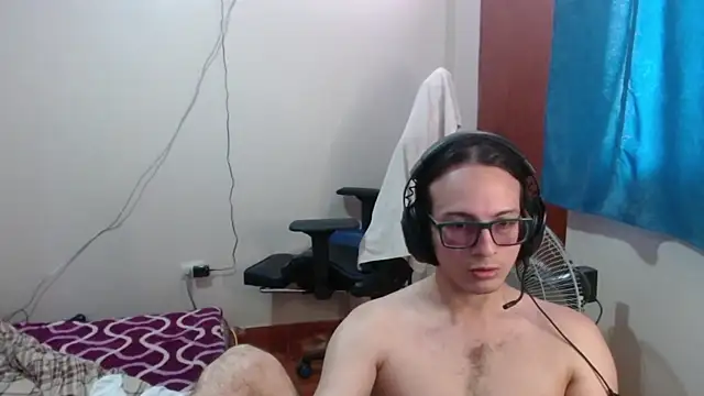 cholitohermoso online show from March 2025 05:17:02 PM