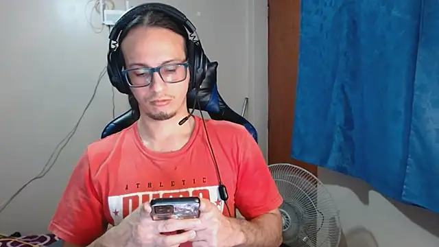 cholitohermoso online show from March 2025 03:54:02 AM