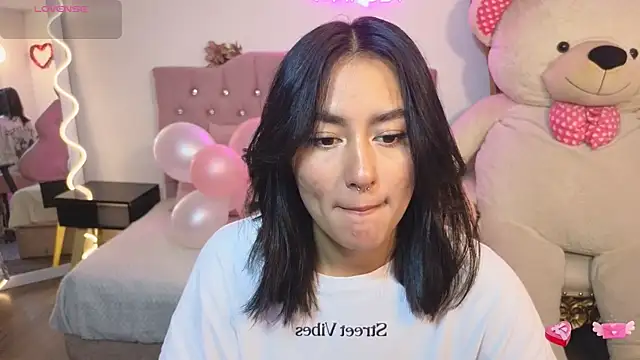 LUDO KITTY TAY online show from February 2025 03:04:01 AM