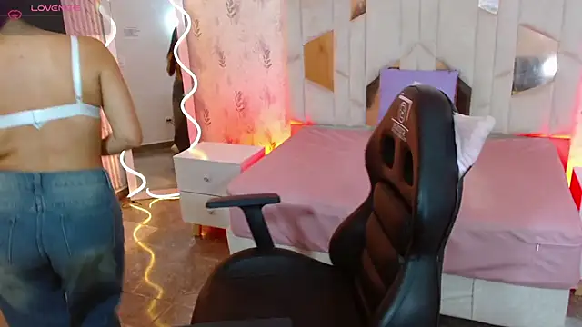 LUDO KITTY TAY online show from September 2025 07:02:02 PM