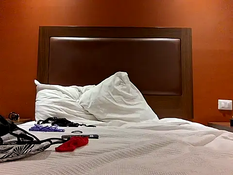 Iscariot19 online show from March 2025 01:59:02 AM