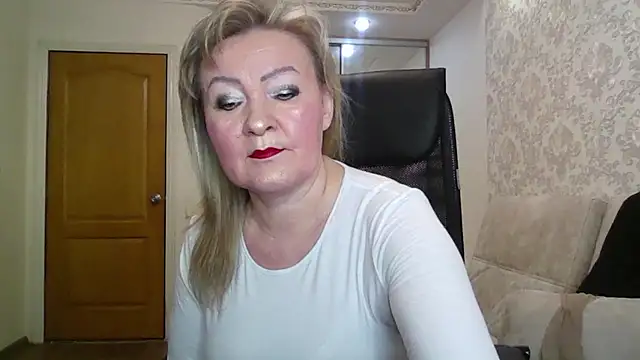 Victoria secrets  online show from November 2025 06:46:01 AM