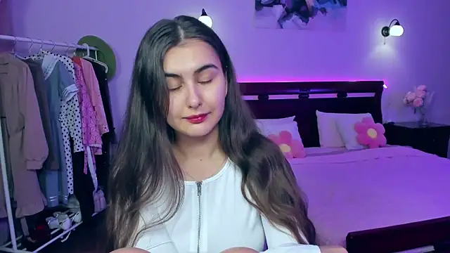 GabriellaMays online show from February 2025 08:10:01 AM