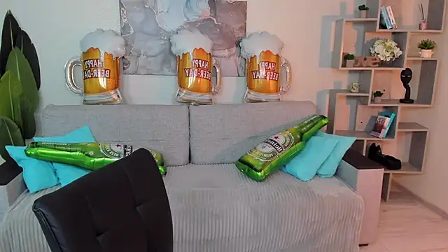 GabriellaMays online show from September 2025 05:20:01 AM