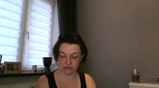 EleanoraMILF online show from February 2025 07:20:01 AM