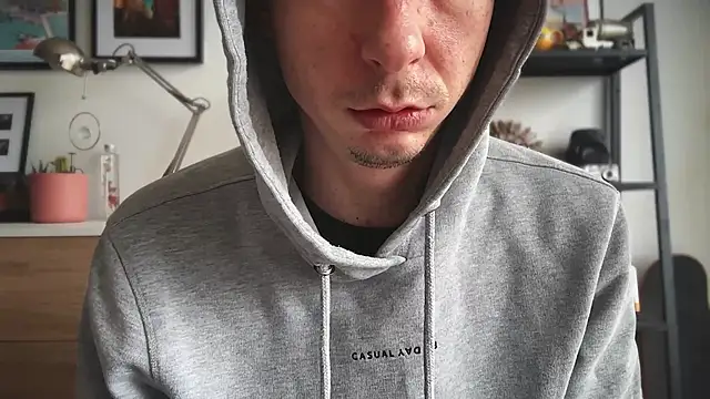 Snapshot of MikymikeBBWD chatting on February 2026 12:08:01 PM MikymikeBBWD online show from February 2026 12:08:01 PM