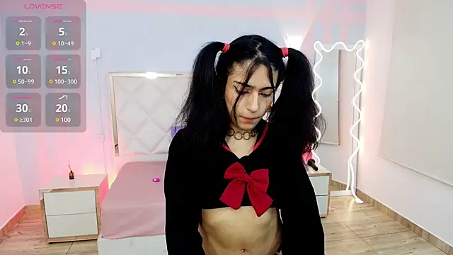 NATTROSE TAY online show from February 2025 11:35:02 AM