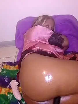 ChloeBab online show from October 2025 08:32:02 PM