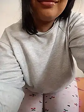 Snapshot of Dalou3a-69 chatting on February 2025 04:21:01 PM Dalou3a-69 online show from February 2025 04:21:01 PM