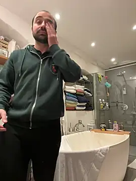 Snapshot of morfeoX chatting on February 2025 09:00:01 PM morfeoX online show from February 2025 09:00:01 PM